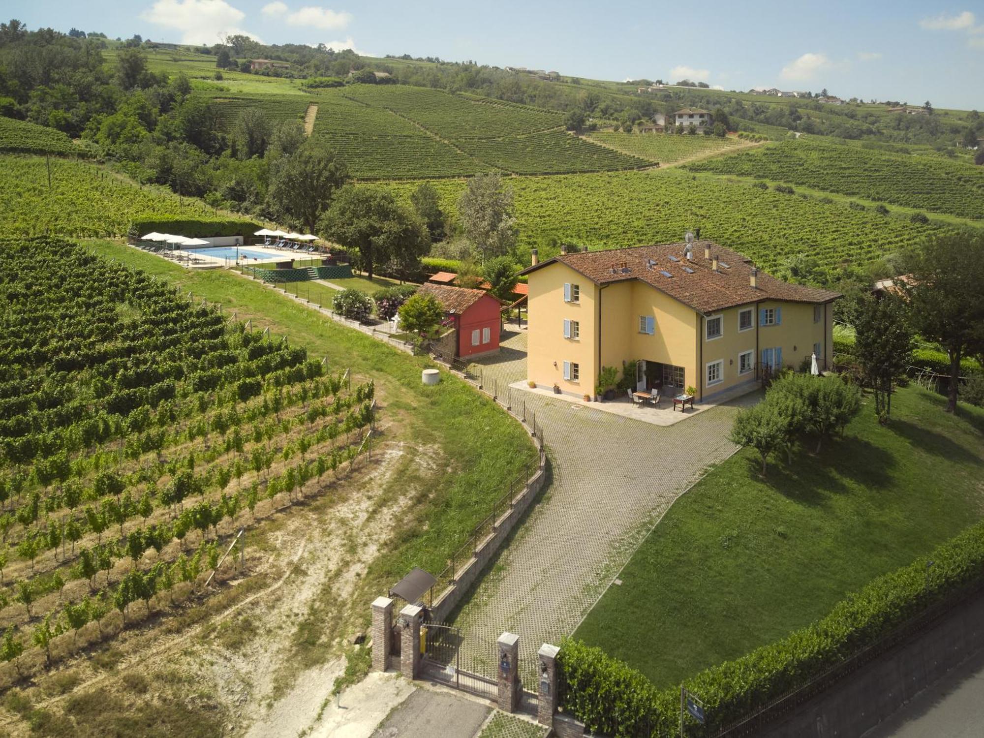 Vigna Dell'Acqua Villa Santo Stefano Belbo Buitenkant foto