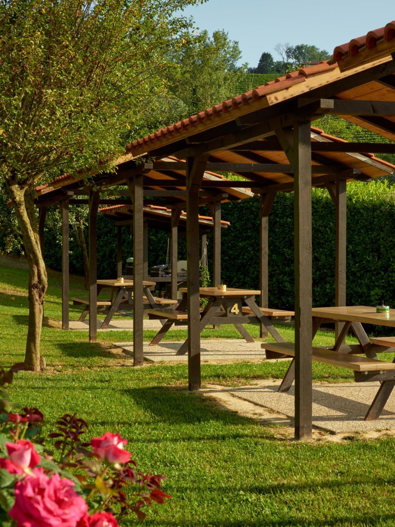 Vigna Dell'Acqua Villa Santo Stefano Belbo Buitenkant foto